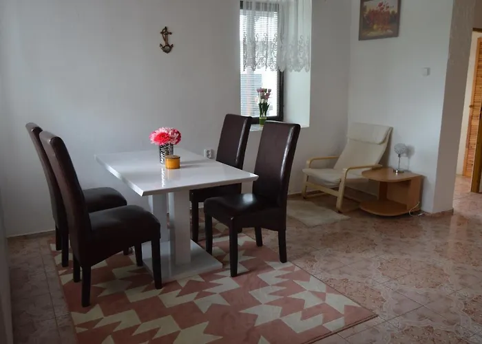 Apartment Bohemica 1 *
